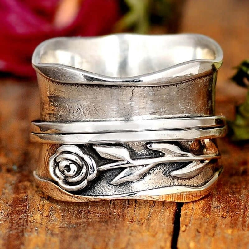 Anillo de plata vintage con flor