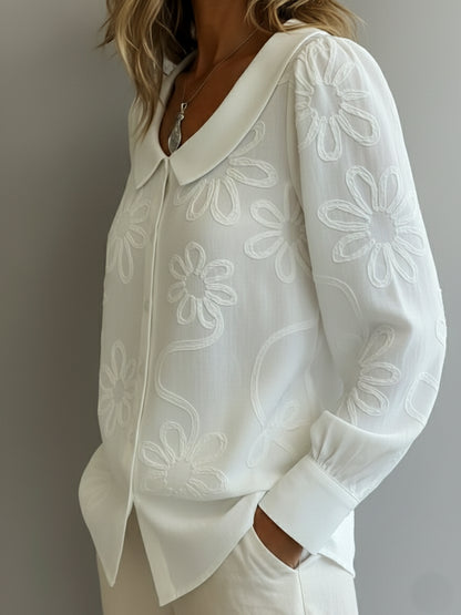 Chemise florale brodée à col claudine vintage